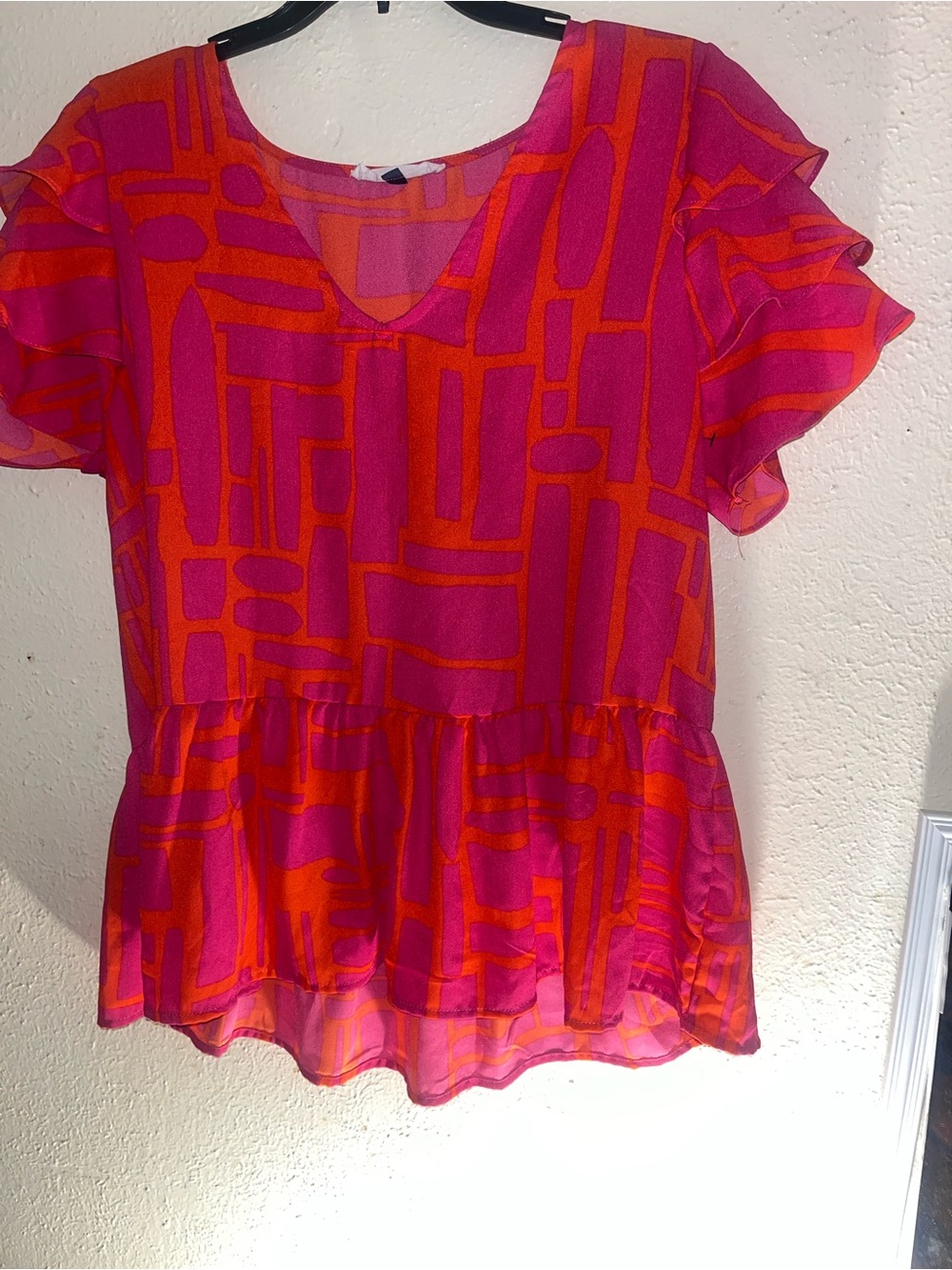 Women’s Pink & Orange Geometric Peplum Blouse